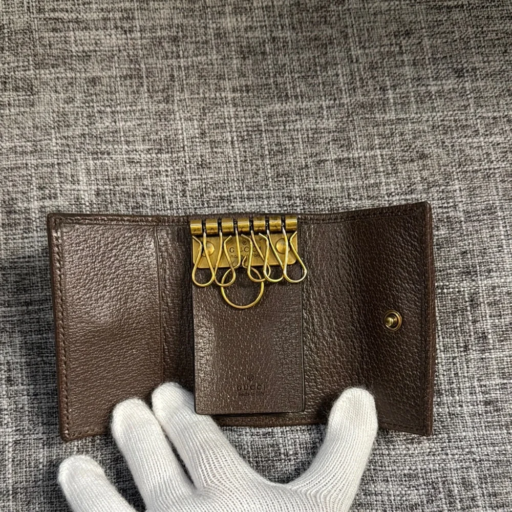 Gucci brand preloved